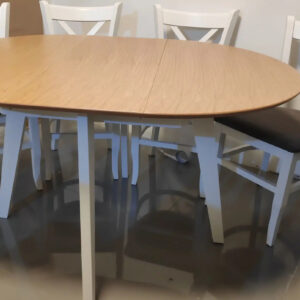 פינת אוכל אובלית