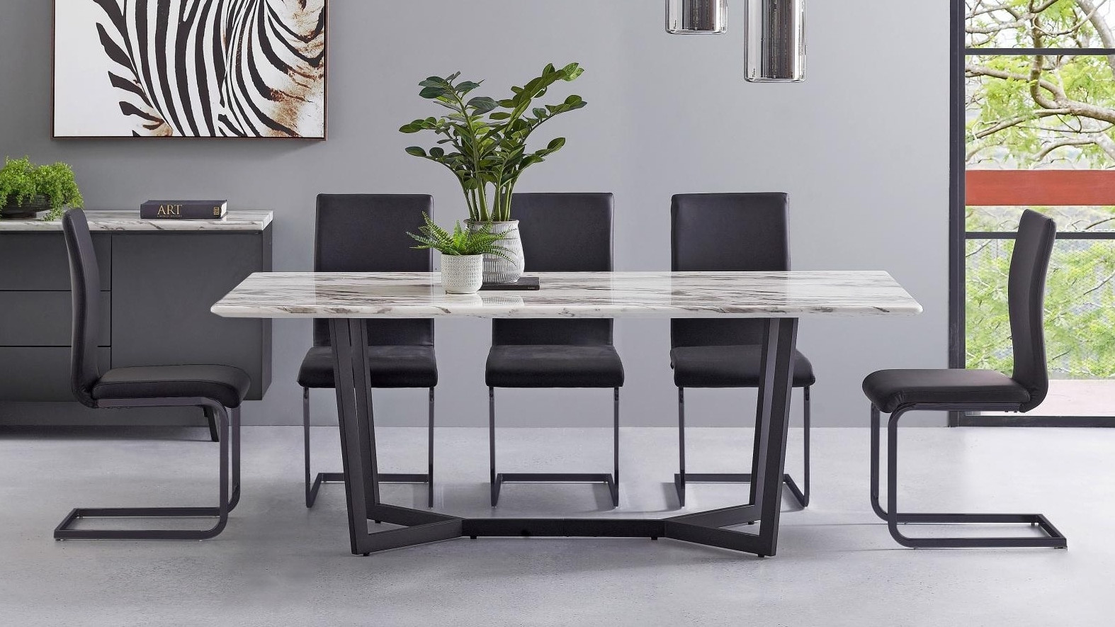 -מעוצבת-שולחן-דמוי-שיש_4.jpg פינת אוכל מעוצבת שולחן דמוי שיש