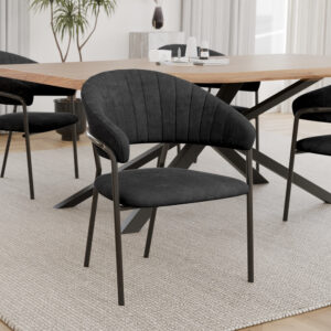 כיסא אוכל עם גב מעוגל