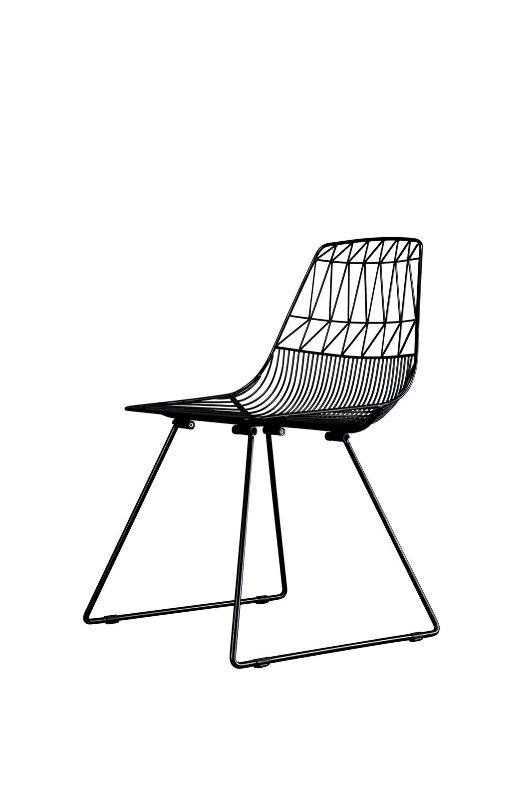 כסאות מעוצבים ממתכת שחורה בעיצוב רטרו