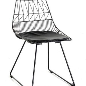 כסאות מעוצבים ממתכת שחורה בעיצוב