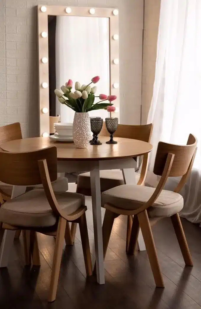 שולחן פינת אוכל עגולה קלאסית