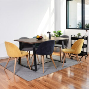 שולחן פינת אוכל עודפים