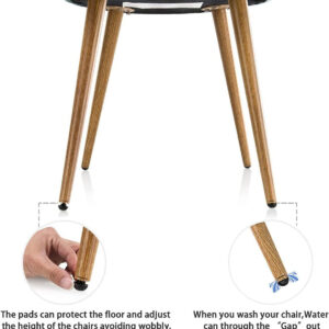 כסאות פינת אוכל רגלי עץ